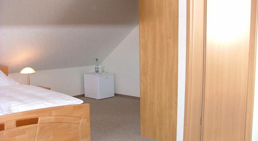 Hotel Thule Carolinensiel Room photo